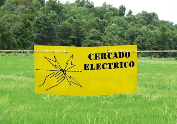 Cartel indicador cercas electricas